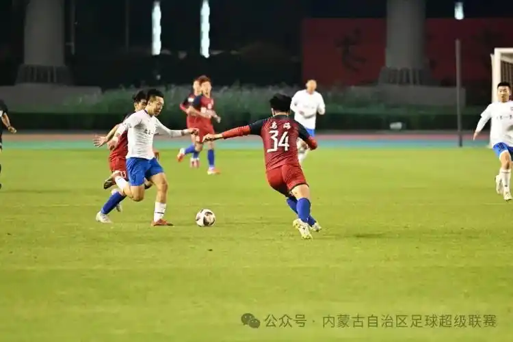 欧冠对决：阿森纳 VS 利物浦
